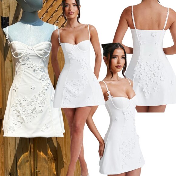 🆕 BABYBOO 🧿 NWOT Dalary Mini Dress - Ivory - 3D Flowers - Sz S - Picture 1 of 17